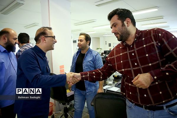 بازدید رئیس مرکز روابط عمومی وزارت ارتباطات از خبرگزاری پانا