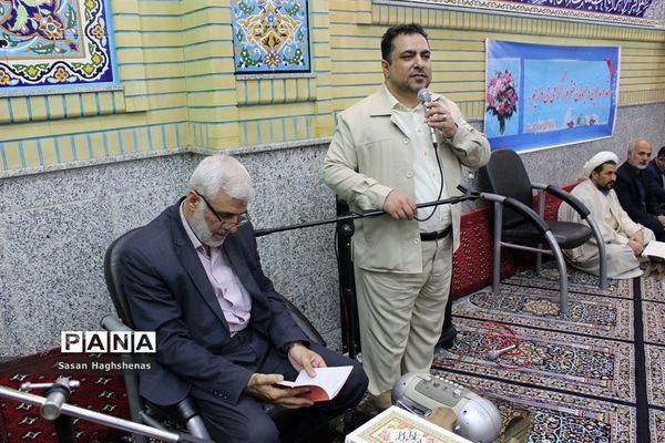 کرسی تلاوت قرآن کریم در اسلامشهر