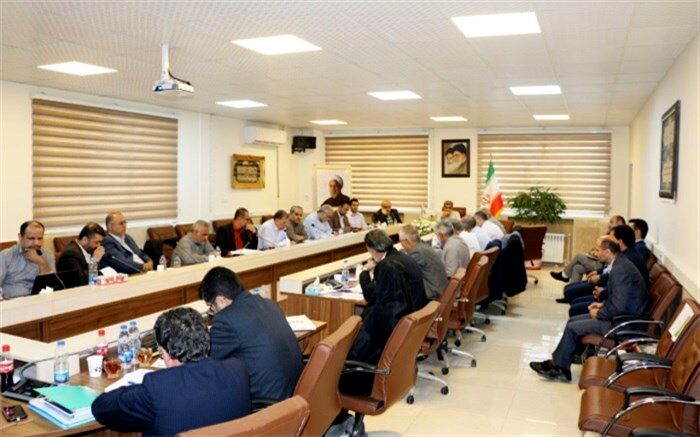 استفاده از مشارکت و ظرفیت اولیا و دانش آموزان در اجرای پروژه مهر را تاکید کرد