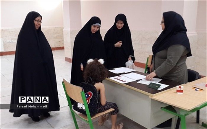 بازدید رئیس اداره آموزش و پرورش چهاردانگه از پایگاه سنجش دانش آموزان