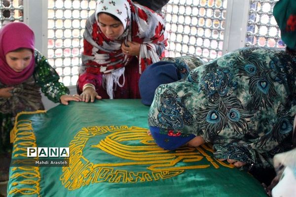 کاروان زیرسایه خورشید خراسان جنوبی در آخرین روز سفرخود به شهرستان سربیشه رسید