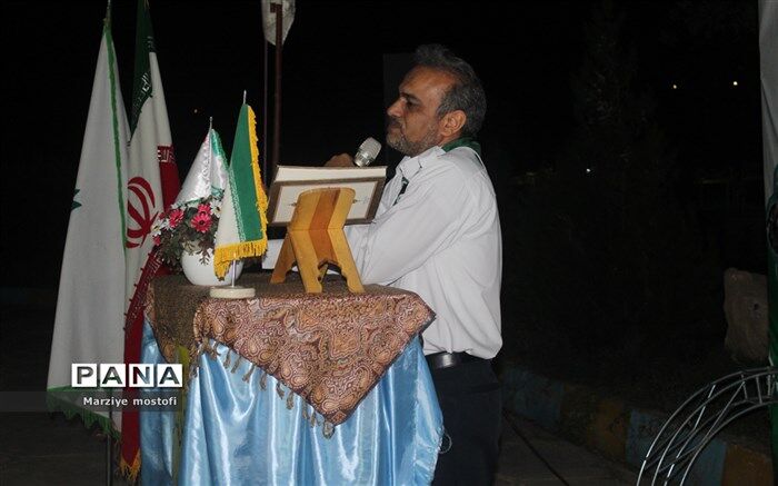 برگزاری آیین افتتاحیه اردوی استانی دختران پیشتاز فارس