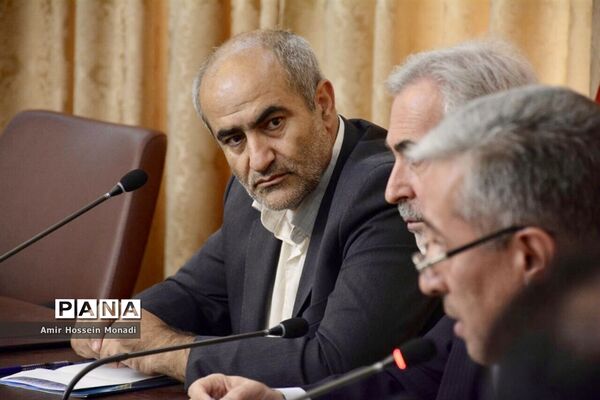 دومین شورای آموزش و‌پرورش استان در سال جاری