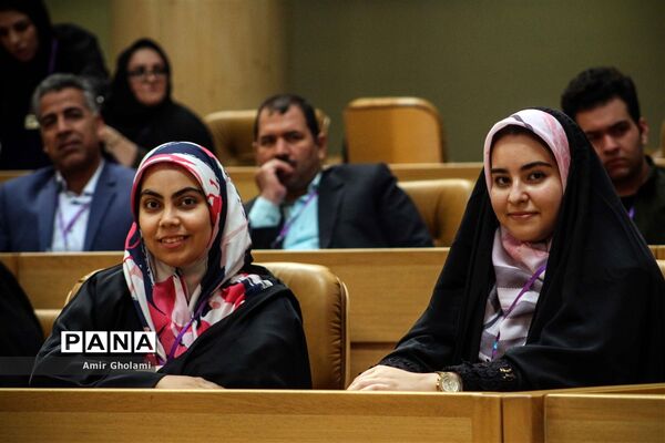نوزدهمین کنگره ملی پرسش مهر ریاست جمهوری  ۲