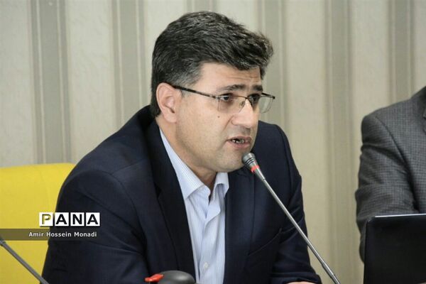 جلسه مشترک معاون وزیر و شورای معاونان اداره‌کل آموزش و پرورش استان آذربایجان شرقی