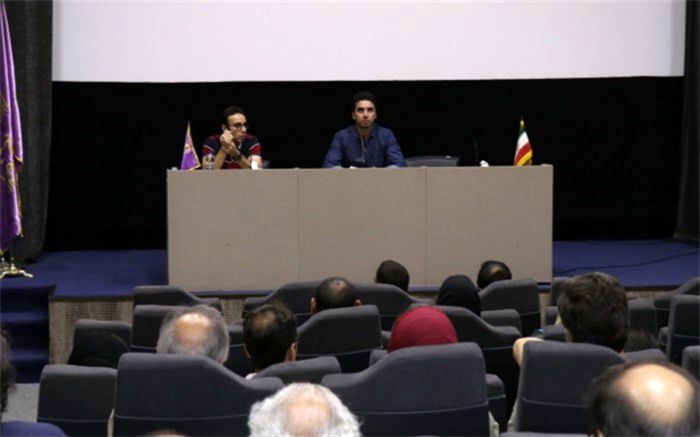 نقد خشونت، در حد فاصل روشنی و تاریکی