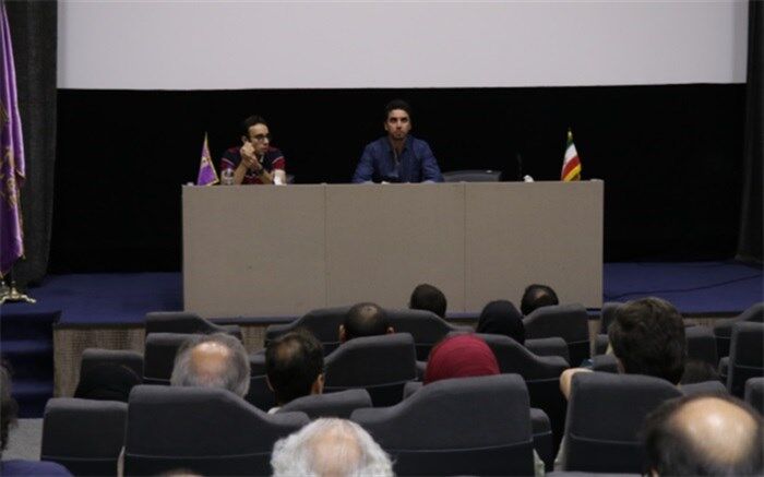 نقد خشونت، در حد فاصل روشنی و تاریکی