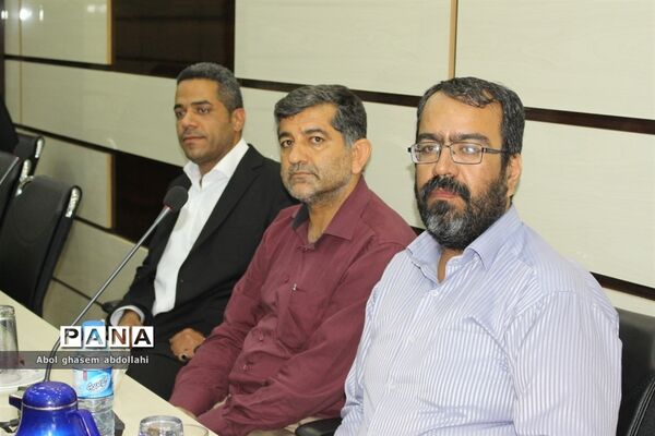 تودیع و معارفه سرپرست معاونت توسعه و پشتیبانی اداره کل آموزش و پرورش استان بوشهر