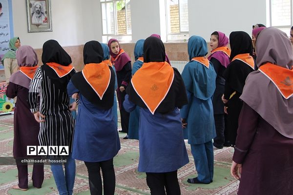 مهارت‌های تشکیلاتی پیشتازان دختر استان یزد