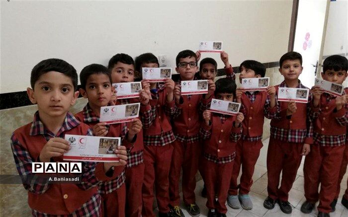کمک 10 میلیون ریالی دانش آموزان دبستان پسرانه علامه حلی 1 دوره اول