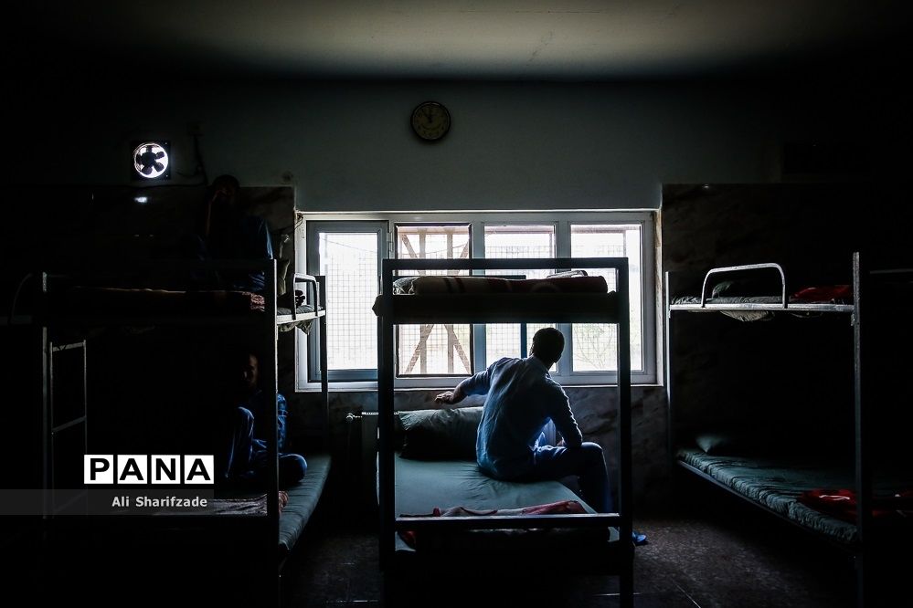 بازدید خبرنگاران از مرکز درمان اعتیاد ماده 16