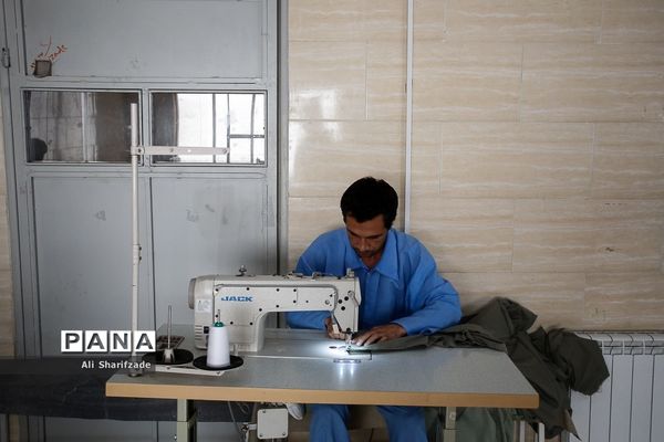 بازدید خبرنگاران از مرکز درمان اعتیاد ماده 16