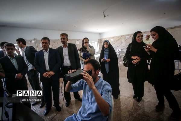 بازدید خبرنگاران از مرکز درمان اعتیاد ماده 16