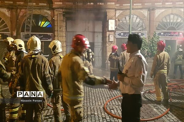 آتش سوزی در میدان حسن آباد تهران