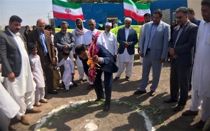 کلنگ ساخت 2 پروژه آموزشی در شهرستان دلگان به زمین زده شد