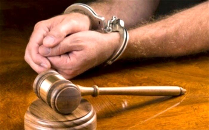 سارق لوازم خودرو  در کرج دستگیر شد