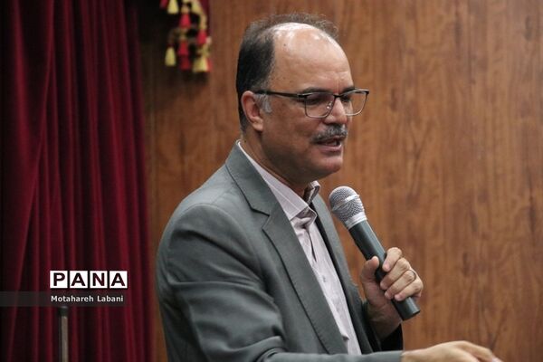 سمینار انگیزشی کارآفرین ثروتمند در شهرستان سربیشه