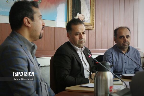 نشست کارگروه سرویس مدارس شهر تهران