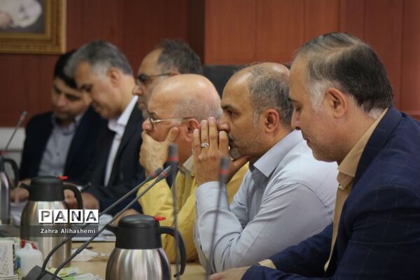 نشست کارگروه سرویس مدارس شهر تهران