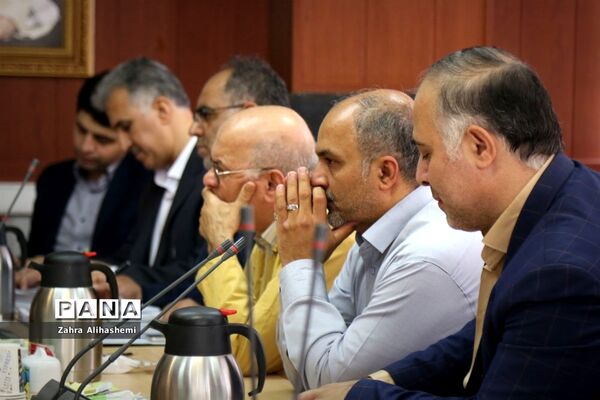 نشست کارگروه سرویس مدارس شهر تهران