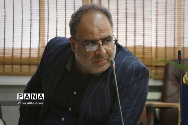 نشست کارگروه سرویس مدارس شهر تهران