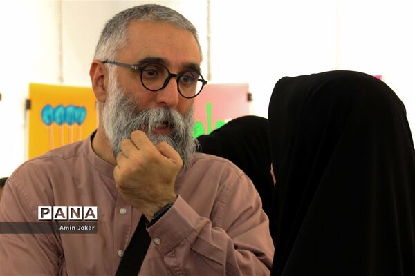 نمایشگاه گروهی  آثار پوستر هنرجویان رشته گرافیک  هنرستان امام رضا(ع)  و هنرستان فنی فاطمه زهرا(س)شهرستان کازرون