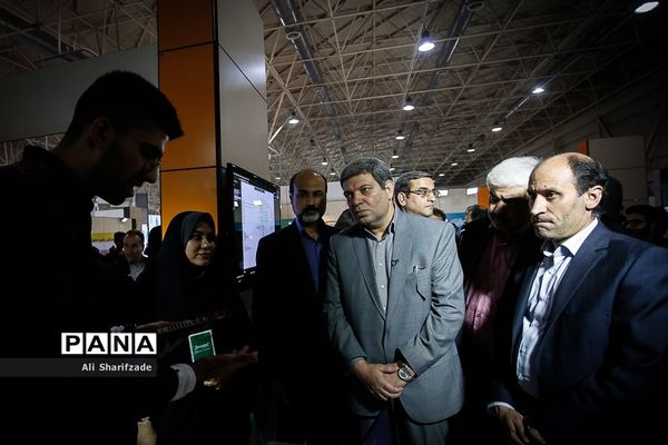 امضای تفاهم‌نامه بین وزارت ارتباطات و وزارت آموزش و پرورش با موضوع هوشمندسازی مدارس