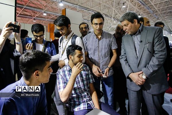 امضای تفاهم‌نامه بین وزارت ارتباطات و وزارت آموزش و پرورش با موضوع هوشمندسازی مدارس