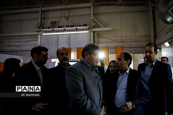 امضای تفاهم‌نامه بین وزارت ارتباطات و وزارت آموزش و پرورش با موضوع هوشمندسازی مدارس