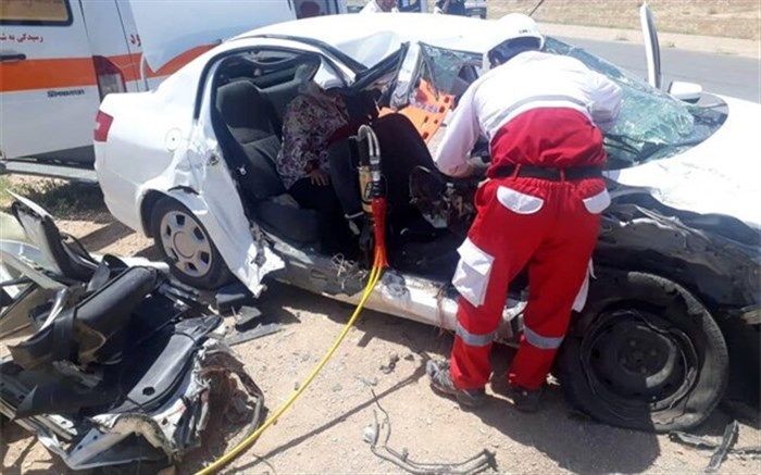 زنده ماندن معجزه‌آسای سرنشینان میتسوبیشی در محور آرادان - سرخه + تصاویر