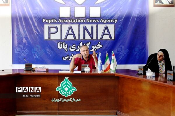 دوره آموزشی خبرنگاری، عکاسی و فن بیان  ویژه مسئولان انجمن اسلامی دانش‌آموزان دختر ارومیه