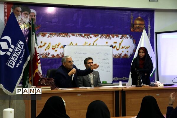 کلاس‌های خبرنگاری و مجریگری سازمان دانش‌آموزی خراسان رضوی