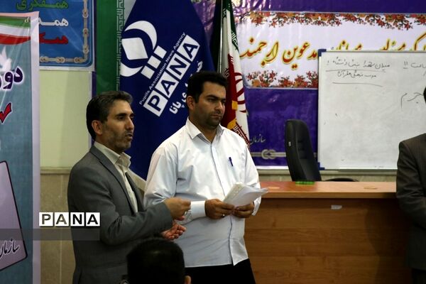 کلاس‌های خبرنگاری و مجریگری سازمان دانش‌آموزی خراسان رضوی