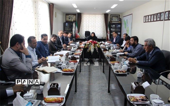 کارگروه استانی سرویس حمل ونقل مدارس تشکیل جلسه داد