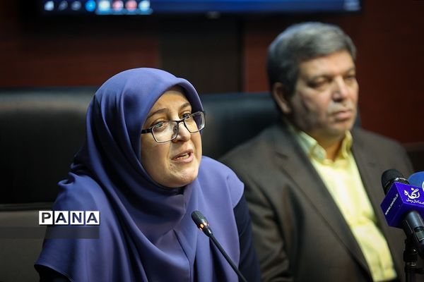 تجلیل از مدال‌آوران و شرکت کنندگان در المپیاد ریاضی لندن و المپیادی‌های فیزیک