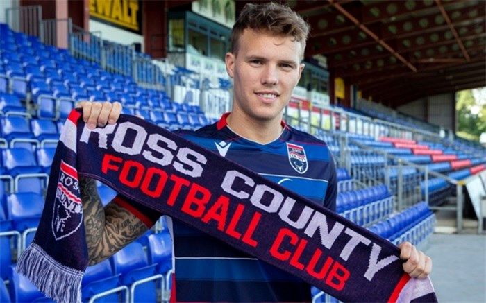 مهاجم تراکتورسازی راهی لیگ اسکاتلند شد