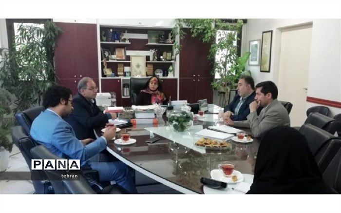 نشست هماهنگی اعضای ستاد پروژه مهر98 منطقه یک