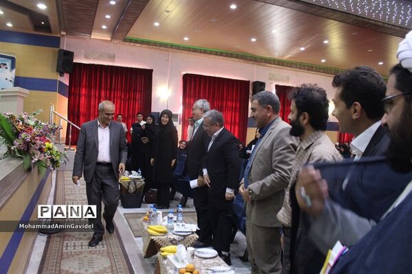 مراسم تجلیل از تسهیل گران برترطرح مشارکت اجتماعی دانش آموزان درپیشگیری از آسیب های اجتماعی استان آذربایجان شرقی