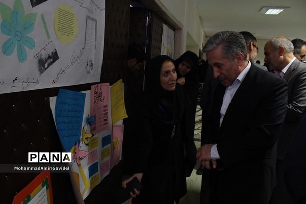 مراسم تجلیل از تسهیل گران برترطرح مشارکت اجتماعی دانش آموزان درپیشگیری از آسیب های اجتماعی استان آذربایجان شرقی