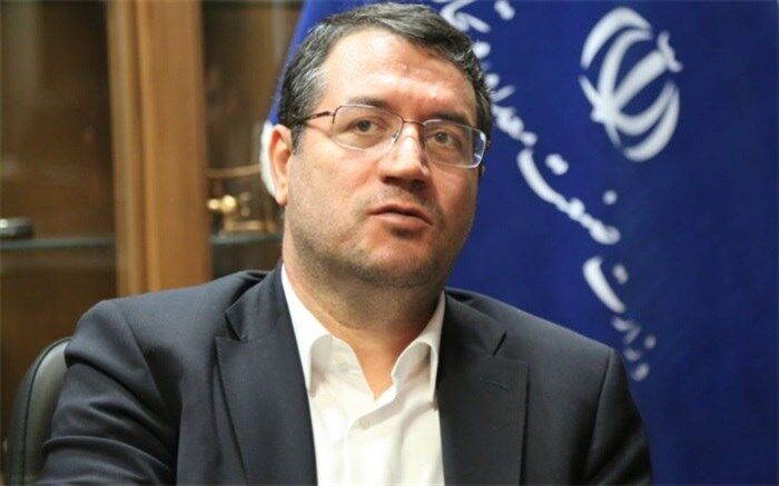 وزیر صمت: صدا و سیما توانمندی های تولید را به مردم نشان دهد