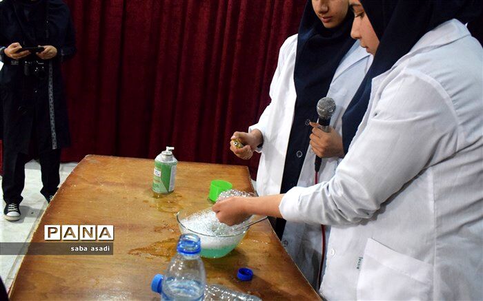 از ۳۰۰ برگزیده چهارمین جشنواره ملی دانش‌آموزی ابن‌سینا تقدیر شد