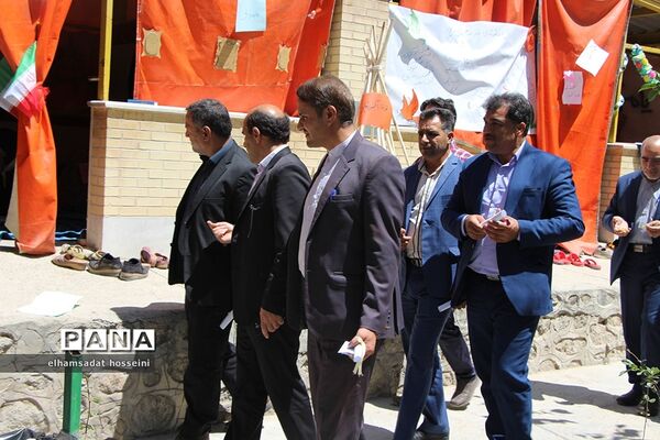 بازدید مدیرکل آموزش و پرورش استان یزد از اردوی استانی پیشتازان
