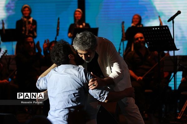 بازگشت  «زمان» پس از 17 سال سکوت