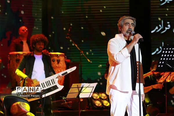 بازگشت  «زمان» پس از 17 سال سکوت