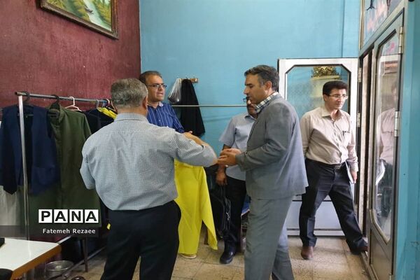 بازدید تیم نظارت تخصصی از تولیدی‌های لباس فرم مدارس
