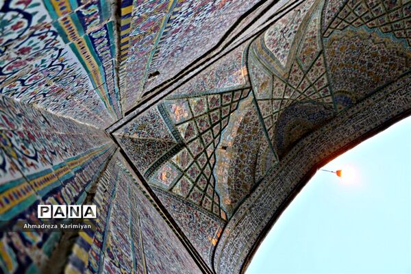 مسجد وکیل؛ تلفیقی از معماری و هنر ایرانی