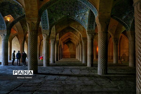 مسجد وکیل؛ تلفیقی از معماری و هنر ایرانی