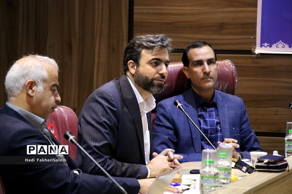 کارگاه آموزشی توجیهی مدرسان استان‌های کشور در رابطه با انتخاب رشته‌های آزمون سراسری در اردوگاه شهید منتظری شهریار