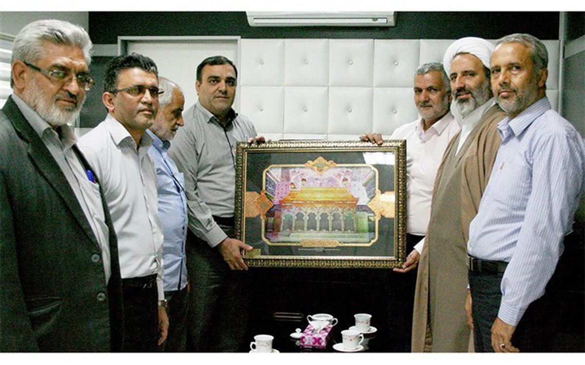 تقدیر از مدیر مخابرات منطقه سمنان جهت راه‌اندازی سیستم شبکه دولت ستاد بازسازی عتبات عالیات استان