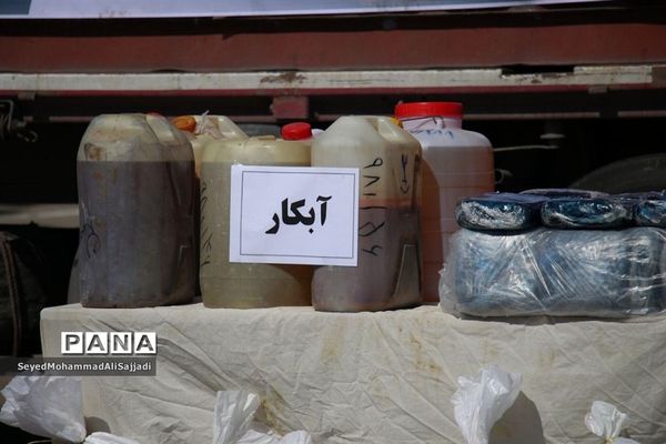 مصاحبه مطبوعاتی استاندار و فرمانده انتظامی خراسان جنوبی در خصوص کشفیات مواد مخدر